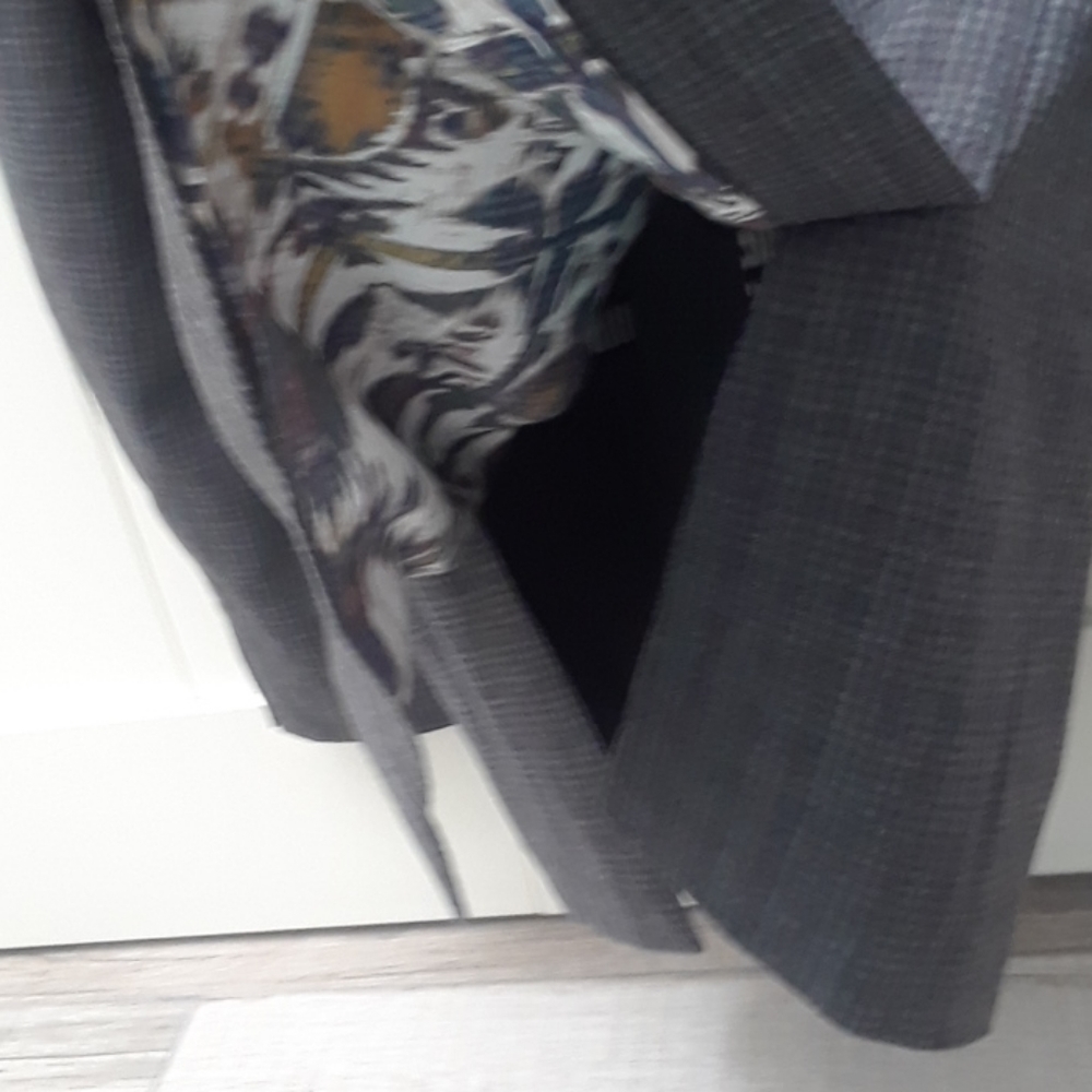 CHRISTIAN LACROIX BLAZER.. - Picture 5 of 8